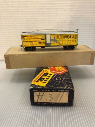 H311 Vintage Roundhouse Kit Ho Scale 40’ Stock Car Up