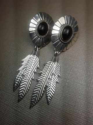 Vintage Sterling Silver and Black Onyx Estate Jewelry Southwestern Feather. 3
