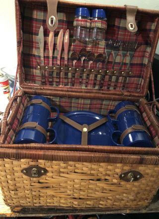Romantic Vintage Picnic Basket