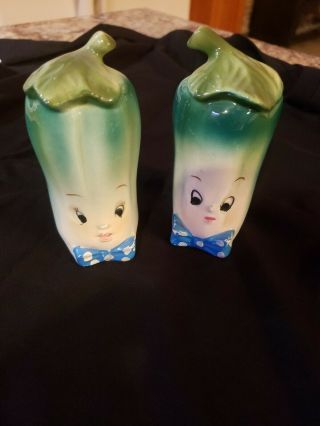 Vintage Anthropomorphic Salt And Pepper With Bowtie Cute Happy