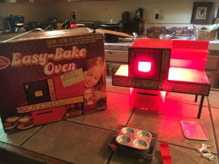 Vintage Kenner 1976 Easy Bake Oven W/original Box Pans
