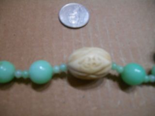 VINTAGE JADE BEAD NECKLACE WITH CARVED ACCENTS 2