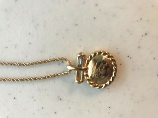 Vintage Burberrys Of London Gold Necklace & Symbol 2