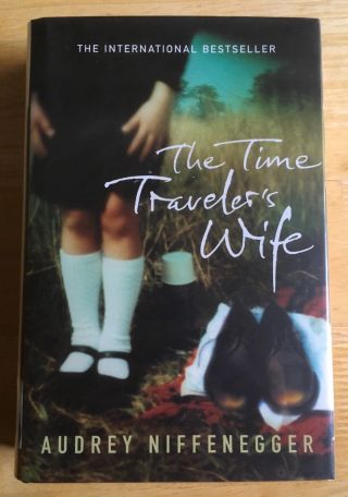 Audrey Niffenegger.  The Time Traveler 
