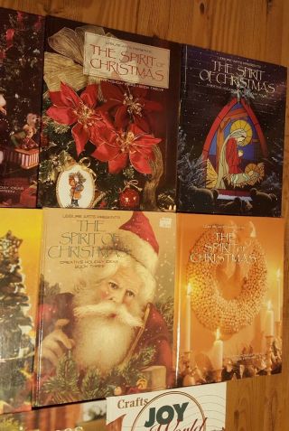 The Spirit of Christmas - Leisure Arts Book Set 11 Volumes Holiday Crafts Ideas 3