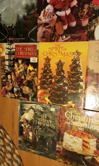 The Spirit of Christmas - Leisure Arts Book Set 11 Volumes Holiday Crafts Ideas 4