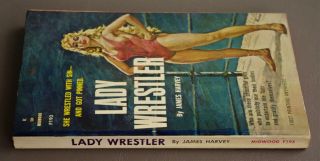 LADY WRESTLER James Harvey MIDWOOD 193 vintage lesbian sleaze pulp PBO Rader 2