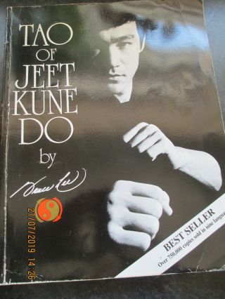 Tao Of Jeet Kune Do By Bruce Lee Large Paperback Book 2004