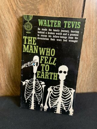 Walter Tevis / The Man Who Fell To Earth First Edition 1963