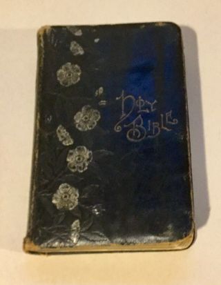 C.  1900 Small Leather Bound Holy Bible Christian Book 3 1/2” By 5 1/2”