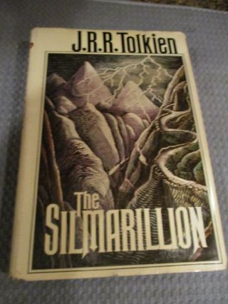 J.  R.  R.  Tolkien The Silmarillion 1977 1st American Edition,  3nd Print With Dj