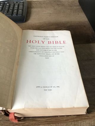 VINTAGE HOLY BIBLE CATHOLIC FAMILY EDITION 1953 JOHN J.  CRAWLEY PUBLISHER 5