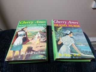 Cherry Ames Island & Mountaineer Nurse – Helen Wells – 1960 – No.  12 & 21