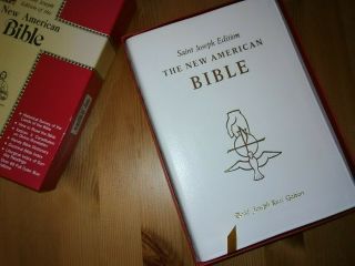American St Joseph Ed Holy Bible White Leather Gold Edges Box Catholic Exc