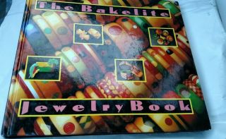 The Bakelite Jewelry Book Corrine Davidov Ginny Dawes 1st Edition 155 Pages