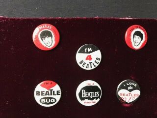 Vintage 1964 Green Duck.  The Beatles Badges Pins Set Of 9. 2