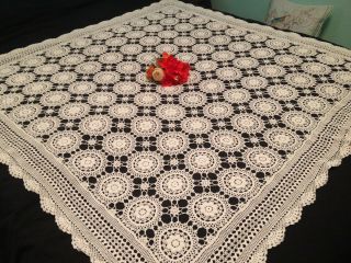Vintage Hand Crocheted White Lace Tablecloth