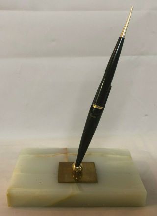 Vintage Parker Fountain Pen Desk Set White Marble Base Magnetic Gold Display