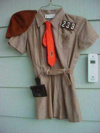 Vintage 1960s Brownie Girl Scout Uniform - Dress/tie/beanie/belt/purse.