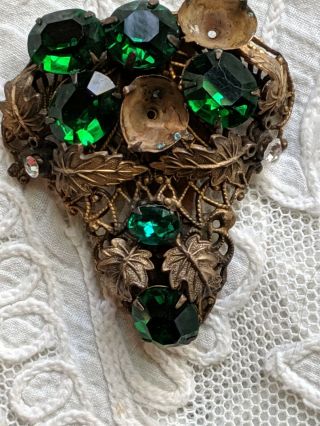 Stunning Vintage/antique Dress Clip Emerald Green Stones For Repair Or Diy