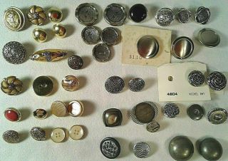 45 Metal & Metal Looking Buttons & Vtg Silver & Gold Tone