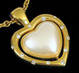 Vintage Designer Signed Joan Rivers Gold Told Pearl Heart Pendant Reversible