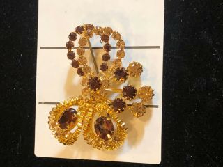 Unsigned Vintage Jewelry Rhinestone Brooch With Coppers In A Bow - 74jewelry