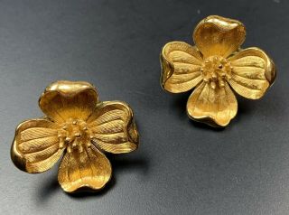 Signed Crown Trifari Vintage Clip On Earrings Gold Tone Flowers Curled Petals