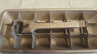 Vintage Presto Magic Touch Aluminum Ice Cube Tray with Release Handle 2