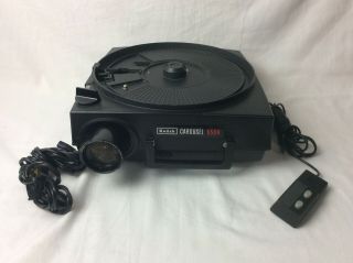 Vintage Kodak Carousel 650h Projector With Remote