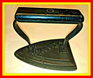 Vintage Metal Cast Sad Iron Flat Clothes Black Iron 5.  5 " 2lb 10oz Antique Paggel