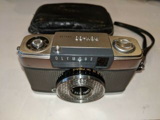 Olympus Pen Ee 35mm Film Camera W/ Strap,  Case,  No Lens Cover,  Vintage