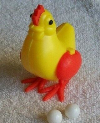 Vintage Plastic Egg Laying Chicken W/ Flapping Wings 5 Eggs