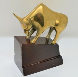 Vintage Brass Bull Executive Desk Sculpture Figurine Wall Street Bull Market