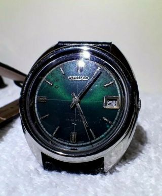 Vintage Seiko Automatic 17 Jewel 7005 - 7100 Day Date Mens Wrist Watch Stunning