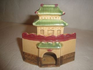 Vintage 1967 Hanaki Ceramic Pagoda House Aquarium Hand Painted Zenith Ny