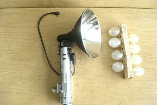Vintage Heiland Flash Attachment With 8 Syncro Sure Bulbs And Battery Adapter