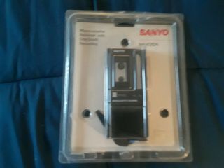 Vintage Sanyo 2 Speed Microcassette Recorder With One Touch Recording M5430a