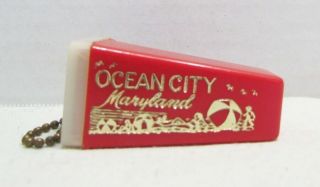 Ocean City Maryland Vintage Souvenir Keychain Viewer Woman In Bathing Suit Md