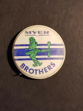 Vintage Rugby Qld Rugby Myer Brothers Plastic Club Supporter Badge Rare