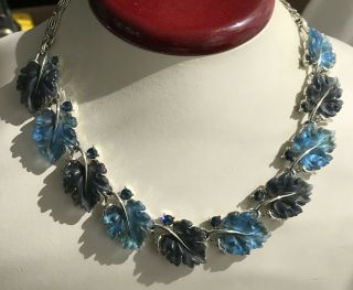 Vintage Lisner Thermoset Glowing Lucite & Rhinestone Leaves Necklace