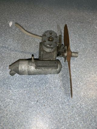 Vintage Os Max Fp.  40 Airplane Engine With Muffler And Prop