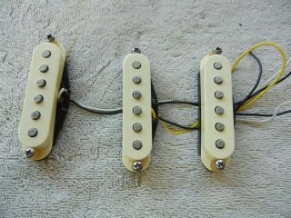 Fender Mim Stratocaster Strat Pickup Set Sss White 7.  0k Ohms Vintage White -