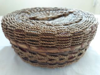 Vintage Maine Penobscot Sweet Grass Native Indian Basket With Lid