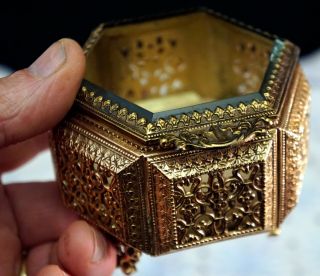 Vintage Gilded ORMOLU Casket Trinket Jewelry Box Beveled Glass Lid Hexagon 8