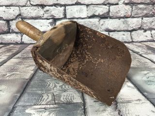 Vintage Antique Primitive Wood & Tin Grain Feed Scoop Great Rustic Country Decor