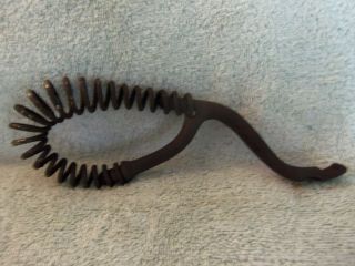 Vintage Cast Iron Wood Stove Oven Hot Plate Cover Lid Lifter Tool Handle Spring