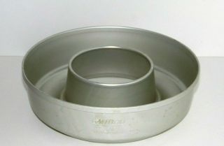 Vintage Mirro 728 Am Bundt Tube Cake Pan Jello Mold Aluminum 5 - 1/2 Cups