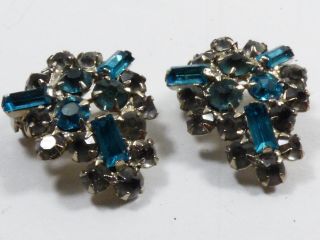 Vtg Set Of 2 Blue & Clear Crystal Rhinestones Small Pin Brooch