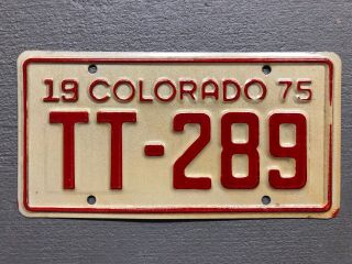 Vintage 1975 Colorado Motorcycle License Plate White/red Tt - 289